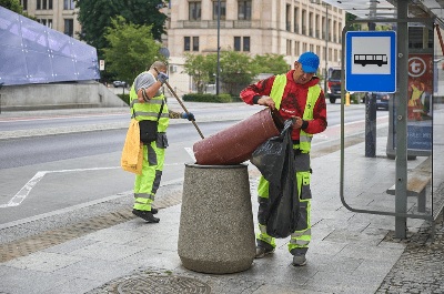 Warszawa Czystość Latem Autor Zdjęcia: Zakład Oczyszczania Miasta