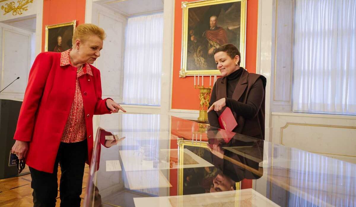 AGAD pergaminy fot Danuta Matloch